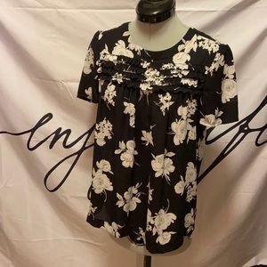 Short sleeve blouse